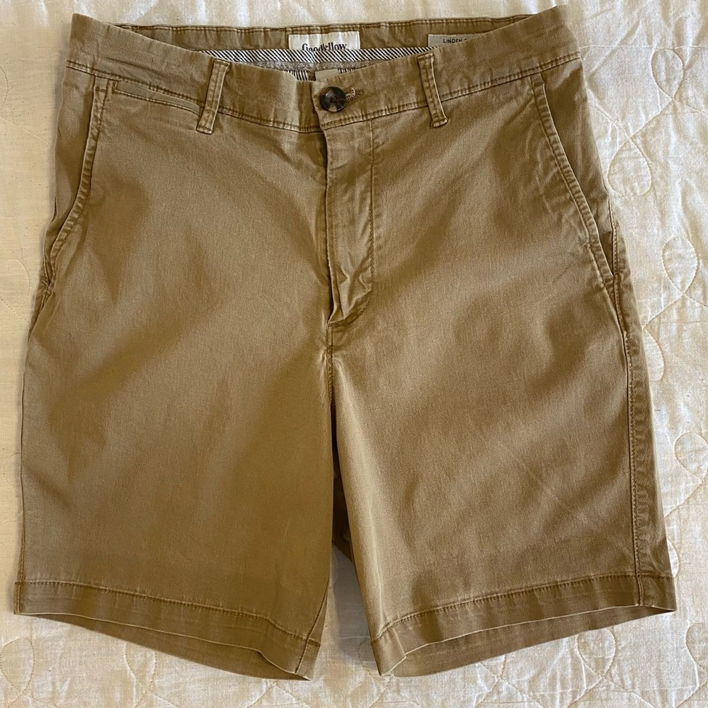 Men’s tan/khaki 7 inch inseam Goodfellow & Co Linden Shorts